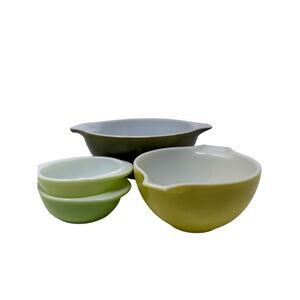 Vintage Pyrex 4-Piece Mixing Bowl Set Green White Nesting Bowls Mid Century